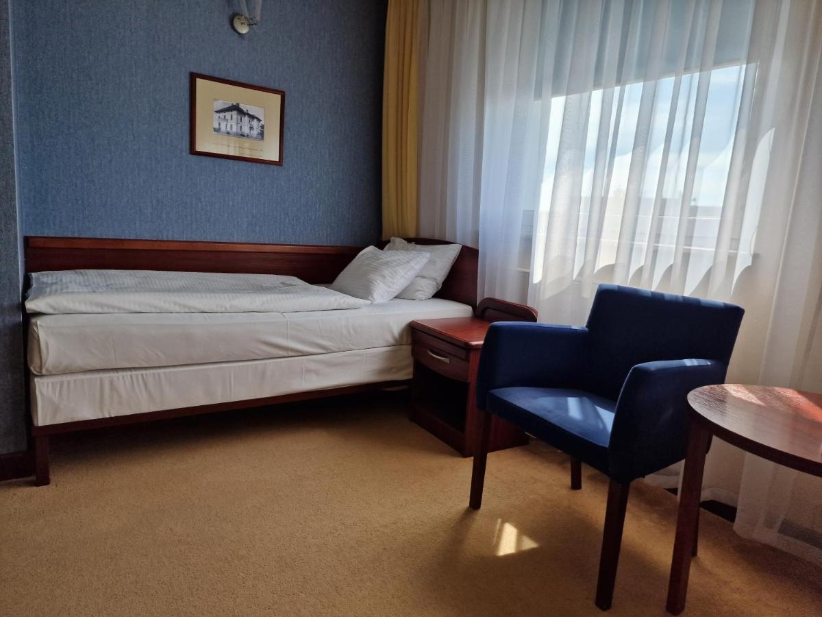 Hotel Polski Mielec Extérieur photo